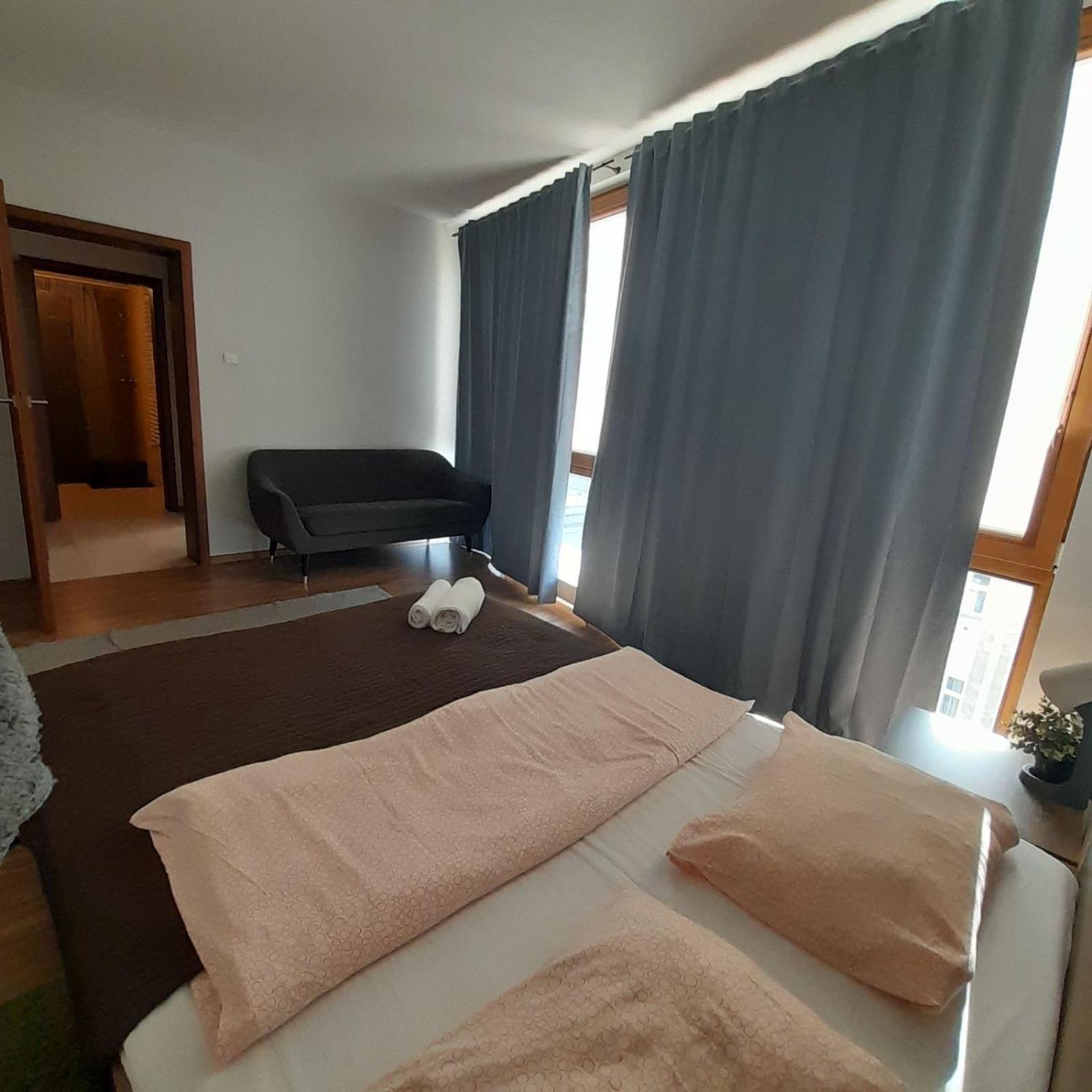 Luxury Apartment Piekna ワルシャワ エクステリア 写真