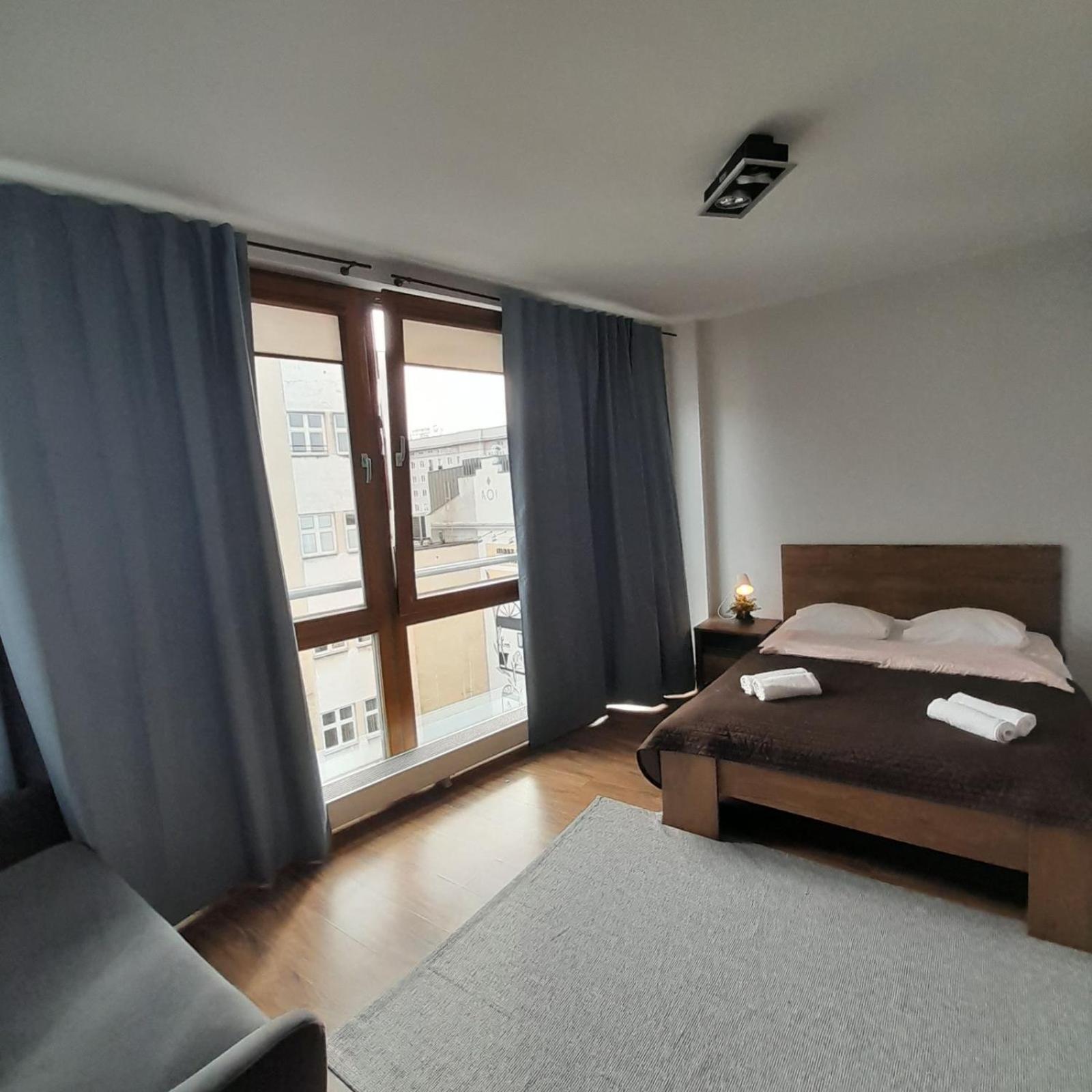 Luxury Apartment Piekna ワルシャワ エクステリア 写真