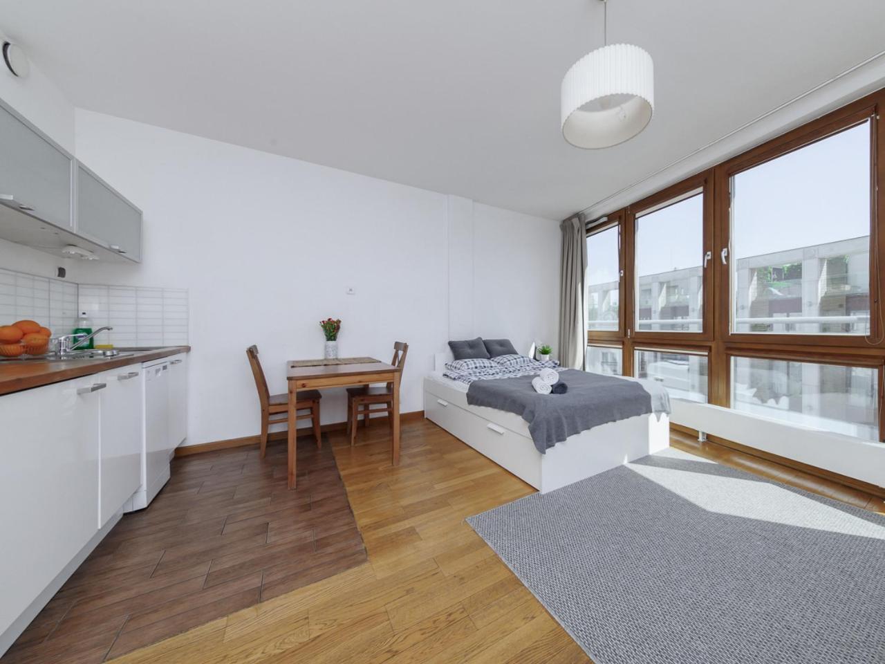 Luxury Apartment Piekna ワルシャワ エクステリア 写真
