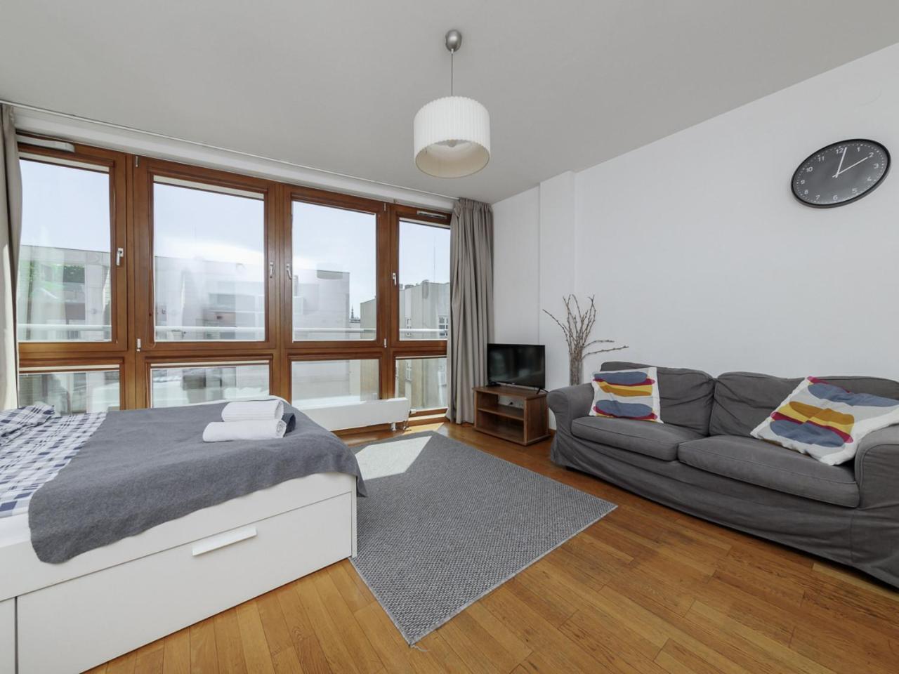 Luxury Apartment Piekna ワルシャワ エクステリア 写真