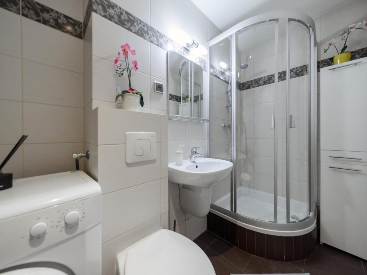 Luxury Apartment Piekna ワルシャワ エクステリア 写真