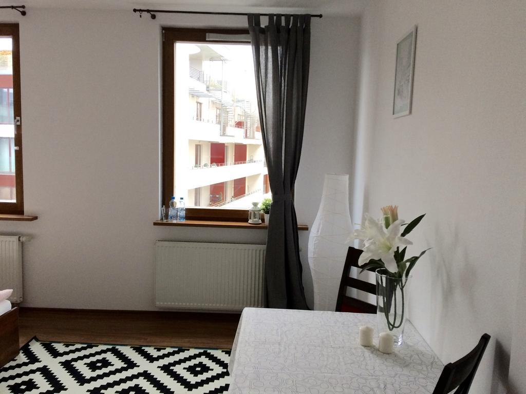 Luxury Apartment Piekna ワルシャワ エクステリア 写真